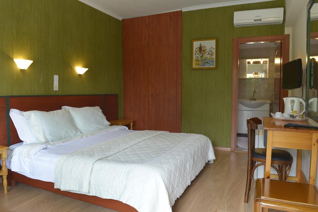 Hotel Galaxy Krepeni Eksteriør billede